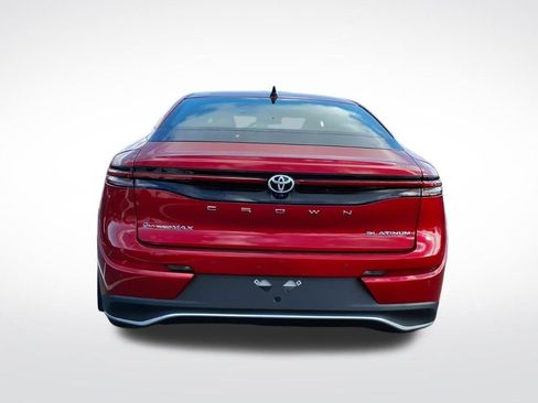 New 2026 Toyota Crown Platinum image 5