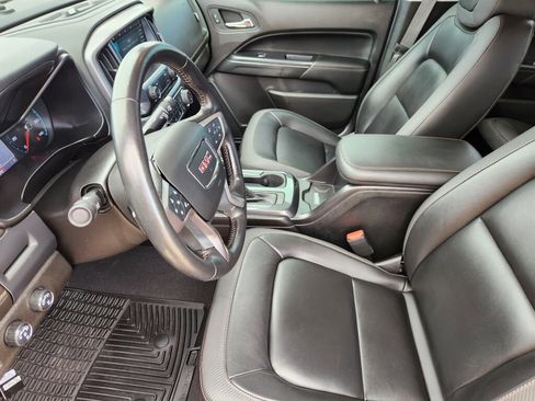 Used 2022 GMC Canyon AT4 w/ Driver Alert Package image 8