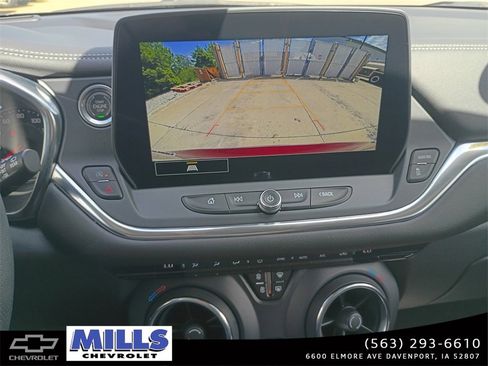 Used 2022 Chevrolet Silverado 1500 RST image 7