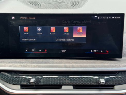 Used 2023 BMW X7 xDrive40i w/ Executive Package AWD/4WD image 27