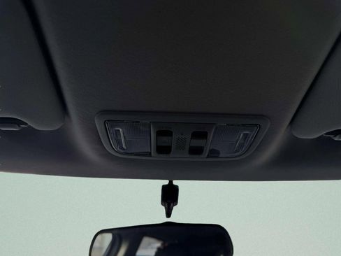 Used 2017 Honda HR-V EX image 33