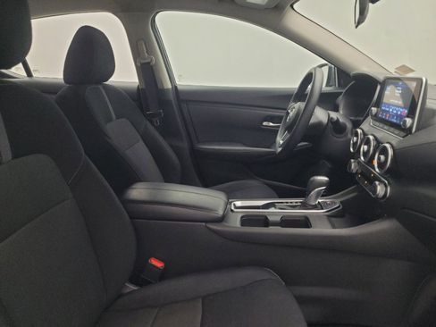 Used 2024 Nissan Sentra SV FWD image 21