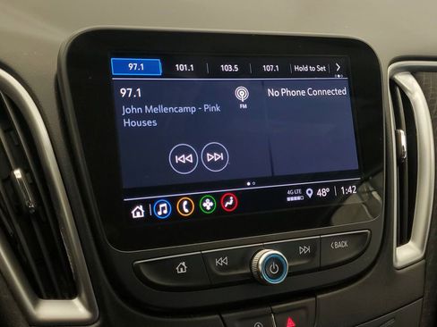 Used 2024 Chevrolet Malibu LT FWD image 18