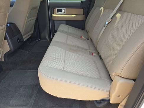 Used 2011 Ford F150 XLT w/ XLT Chrome Pkg AWD/4WD image 13