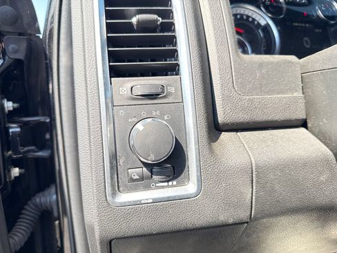 Used 2022 RAM 1500 Warlock w/ Electronics Group AWD/4WD image 10