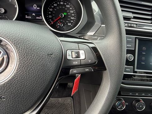 Used 2021 Volkswagen Tiguan S image 15