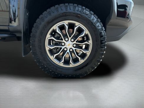 Used 2022 Chevrolet Colorado ZR2 AWD/4WD image 29