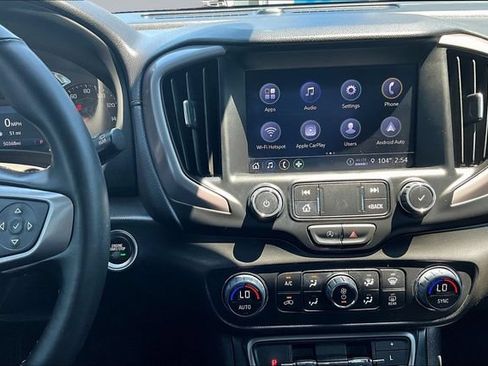 Used 2023 GMC Terrain AT4 AWD/4WD image 10