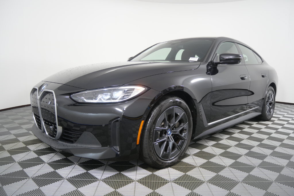 Certified 2023 BMW i4 eDrive35 RWD image 8