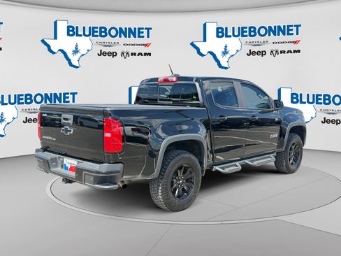 Used 2019 Chevrolet Colorado Z71 w/ Z71 Midnight Edition AWD/4WD image 5
