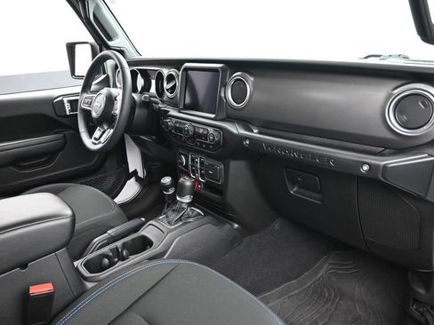 Used 2023 Jeep Wrangler Unlimited Rubicon 4xe w/ Safety Group AWD/4WD image 29