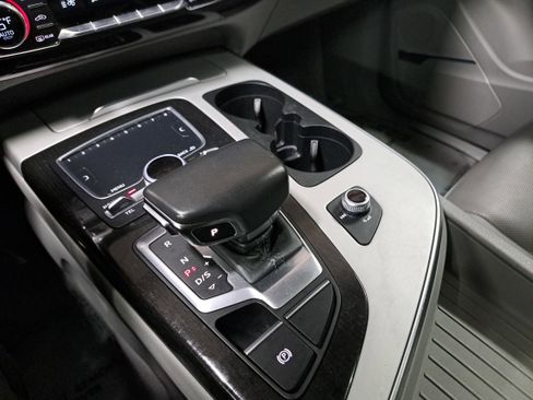 Used 2018 Audi Q7 2.0T Premium Plus image 25