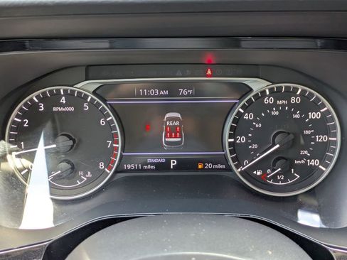 Used 2024 Nissan Pathfinder SV w/ SV Premium Package FWD image 40