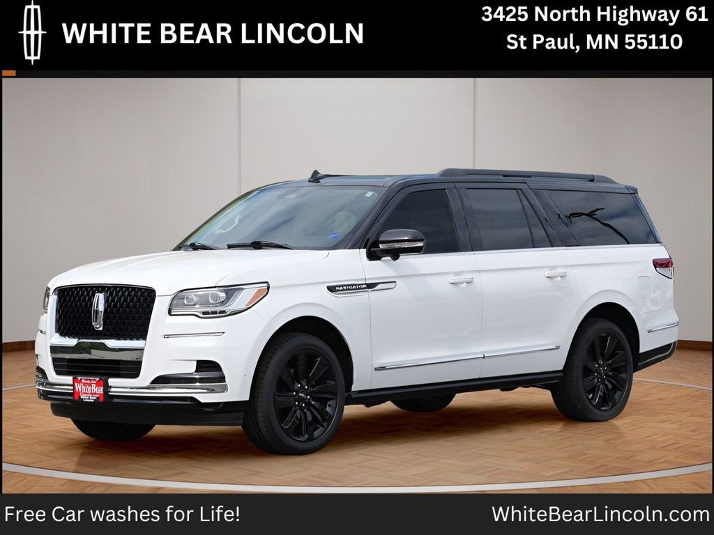Used 2024 Lincoln Navigator L Black Label AWD/4WD image 1