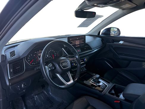 Used 2023 Audi Q5 2.0T Premium w/ Convenience Package image 9
