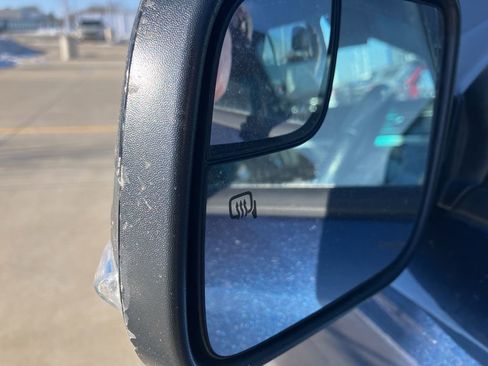 Used 2016 Ford Explorer XLT w/ Equipment Group 202A image 11