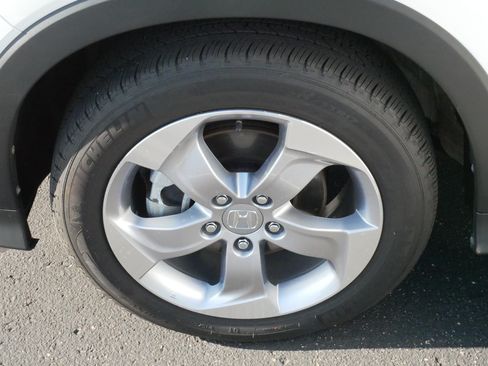 Used 2021 Honda HR-V LX image 16