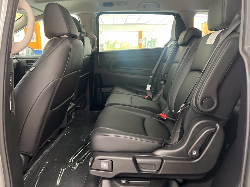 New 2027 Honda Odyssey EX-L image 17