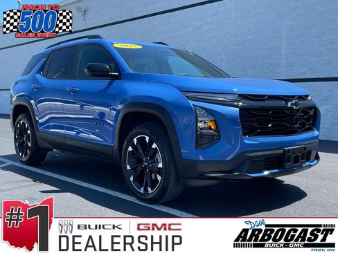 Used 2025 Chevrolet Equinox RS w/ Convenience Package III AWD/4WD image 1