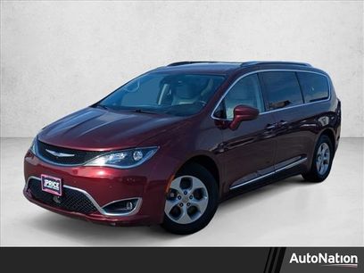 Used 2017 Chrysler Pacifica Touring-L Plus w/ Advanced Safetytec Group