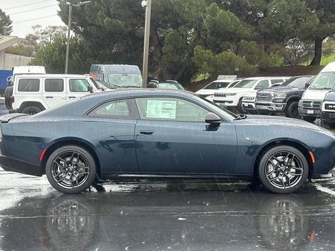 New 2026 Dodge Charger R/T Scat Pack image 4