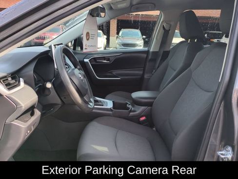 Used 2024 Toyota RAV4 XLE FWD image 12