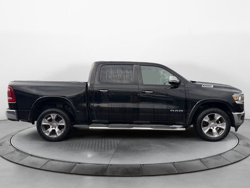 Used 2022 RAM 1500 Laramie AWD/4WD image 2