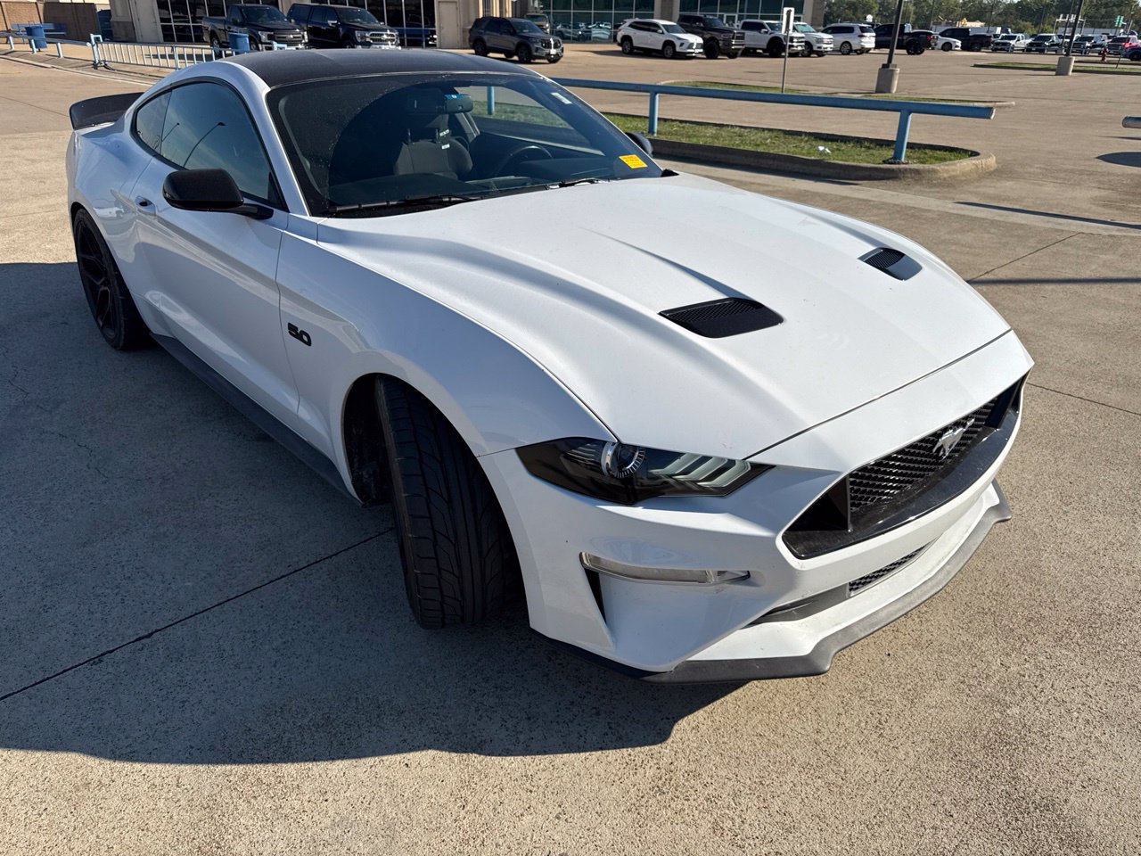 Used 2018 Ford Mustang GT w/ Equipment Group 301A RWD image 16