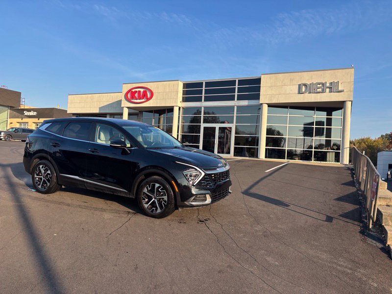 Certified 2024 Kia Sportage EX FWD image 4