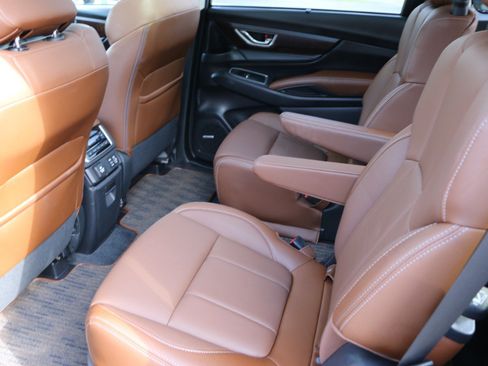 Used 2024 Subaru Ascent Touring AWD/4WD image 33