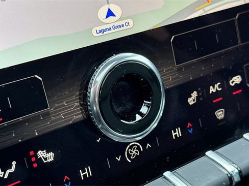 Used 2024 GMC Acadia AT4 w/ Super Cruise Package image 33