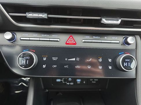 New 2026 Hyundai Sonata Limited FWD image 30