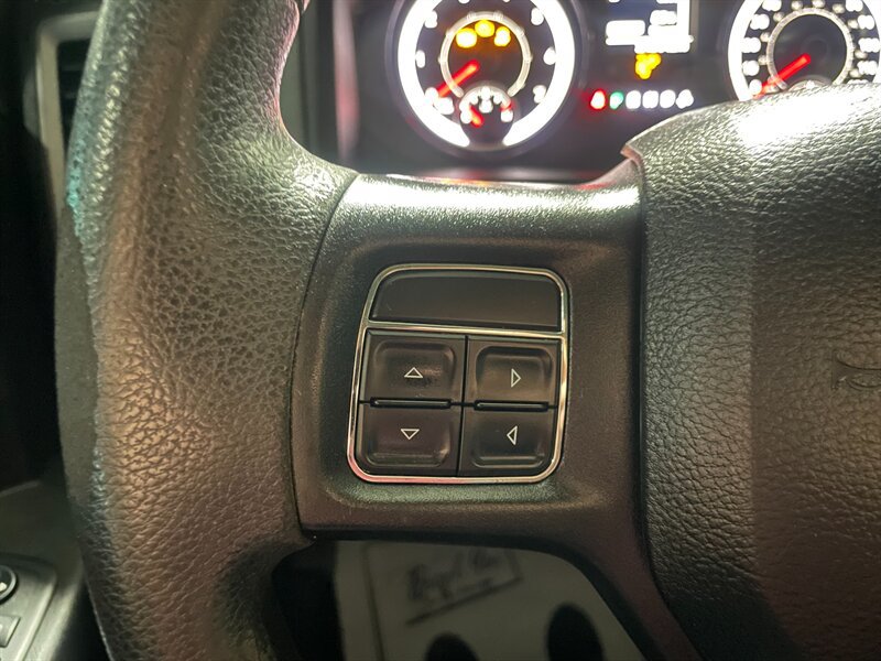 Used 2018 RAM 2500 Tradesman w/ Chrome Appearance Group AWD/4WD image 10