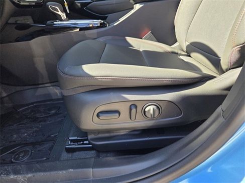 New 2026 Chevrolet Trax RS w/ Driver Confidence Package image 22