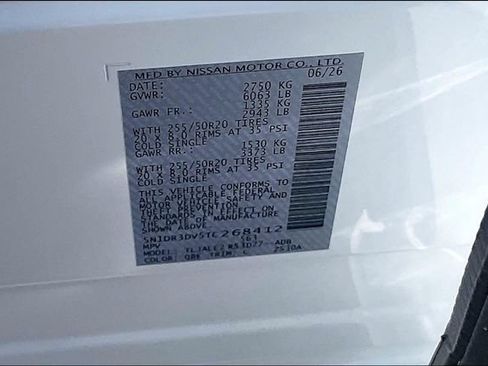New 2026 Nissan Pathfinder Platinum w/ Cargo Package FWD image 8