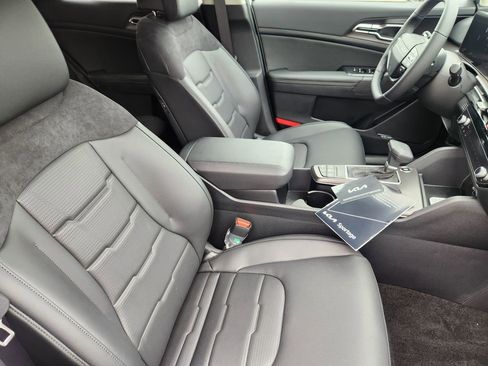 New 2026 Kia Sportage SX AWD/4WD image 12