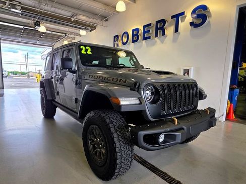 Used 2022 Jeep Wrangler Unlimited Rubicon w/ Trailer Tow Package AWD/4WD image 2