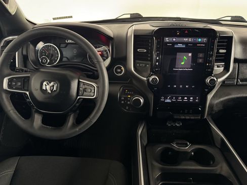 Used 2025 RAM 1500 Big Horn AWD/4WD image 29