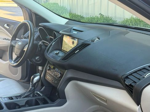 Used 2018 Ford Escape SEL w/ Ford Safe & Smart Package image 14