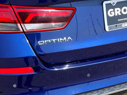Used 2019 Kia Optima SX FWD image 10
