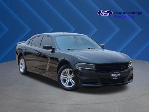 Used 2022 Dodge Charger SXT RWD image 1