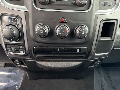 Used 2024 RAM 1500 Classic Warlock AWD/4WD image 15