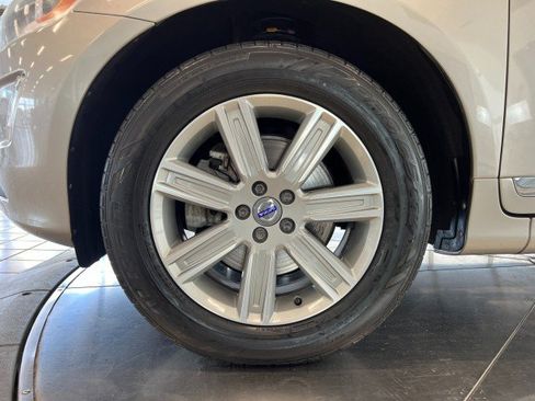 Used 2016 Volvo XC60 T6 w/ Proximity Package AWD/4WD image 40