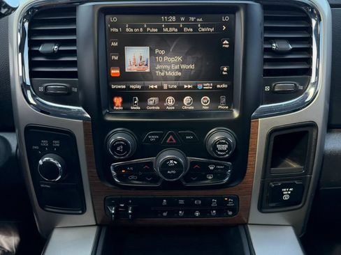 Used 2016 RAM 3500 Laramie AWD/4WD image 13