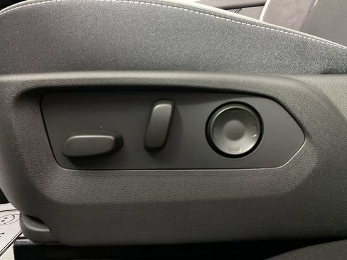 Used 2026 Buick Envision Sport Touring AWD/4WD image 12
