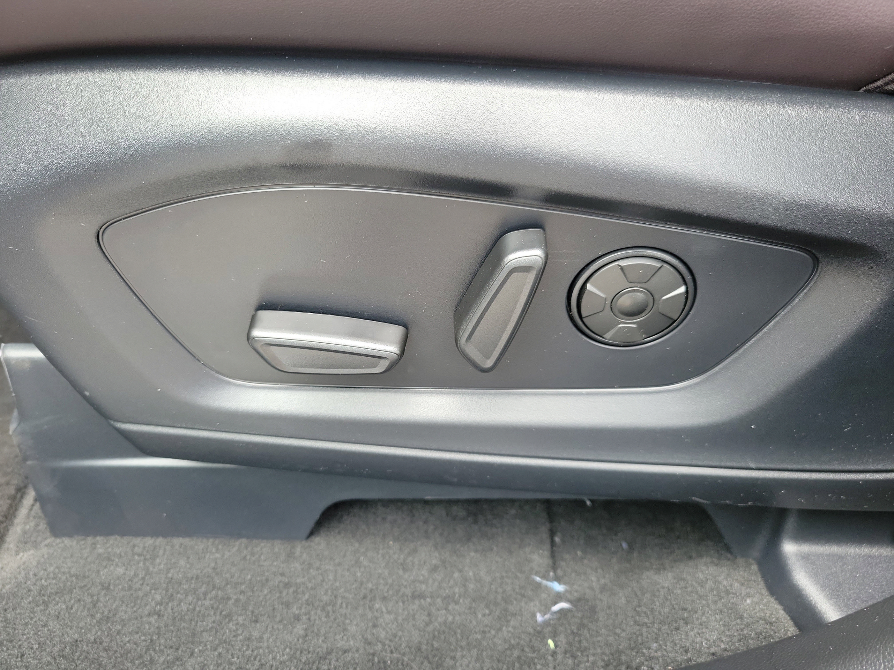 New 2026 Ford Explorer Platinum RWD image 23