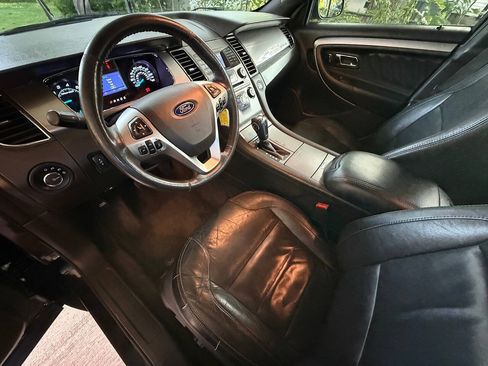 Used 2014 Ford Taurus SEL FWD image 12
