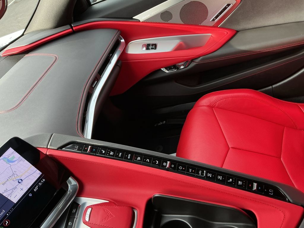 Used 2020 Chevrolet Corvette Stingray Preferred Cpe w/ 2LT Preferred Equipment Group RWD image 17