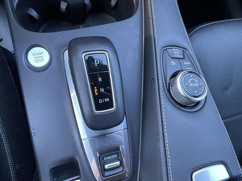 Certified 2025 INFINITI QX50 Sport image 16