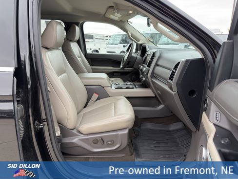 Used 2021 Ford Expedition XLT image 17